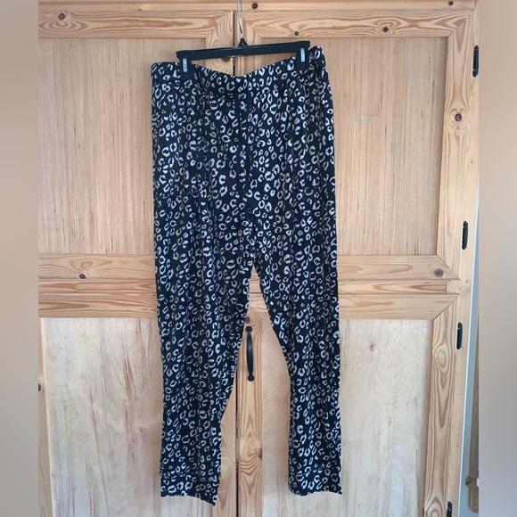 Cuddl Duds black cheetah printed velvety velour sleep pants size XL - Picture 1 of 3
